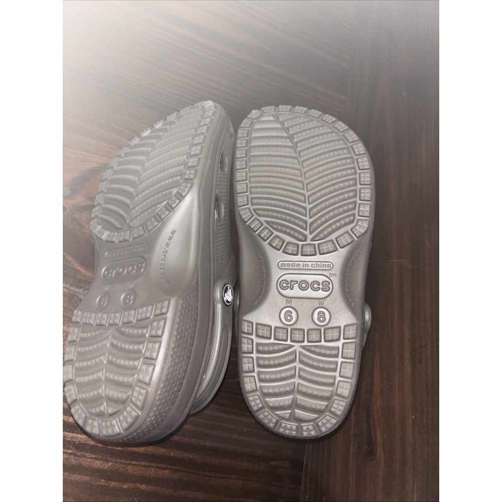 🐊 Original Crocs classic clog  Men's 6; Women's 8  NEW NWOT - Picture 8 of 10